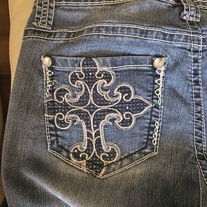 Women's Embroidered Blue Denim Jeans Pocket Detail